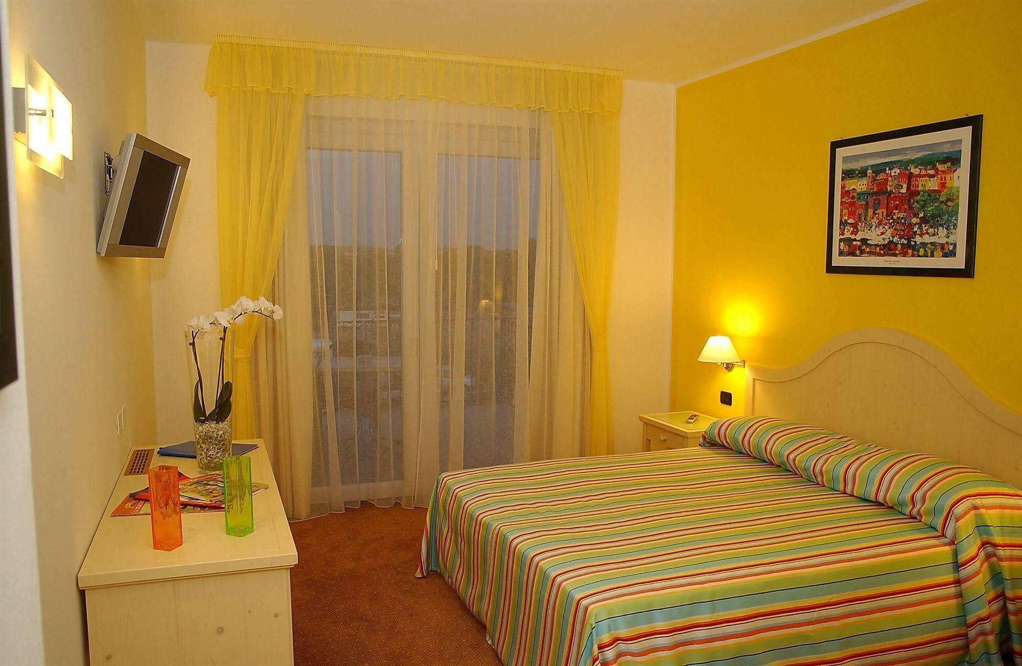 Hotel Bella Italia Peschiera del Garda